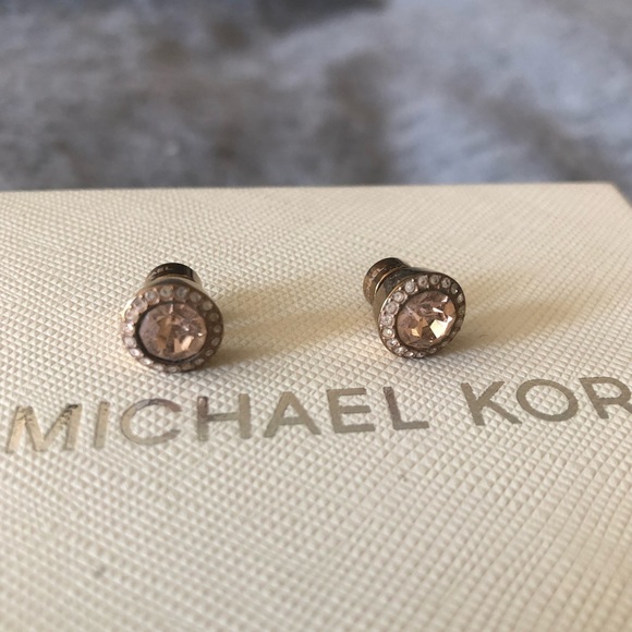 Michael Kors diamond rose gold stud earrings - Picture 1 of 3